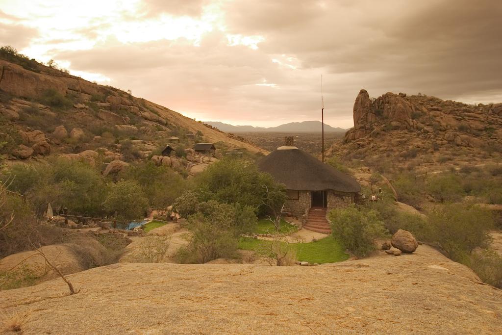 Erongo Wilderness Lodge Omaruru Luaran gambar